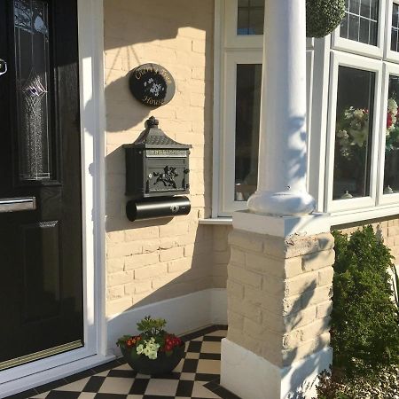 Cherry Tree House Bed and Breakfast Bournemouth Eksteriør billede