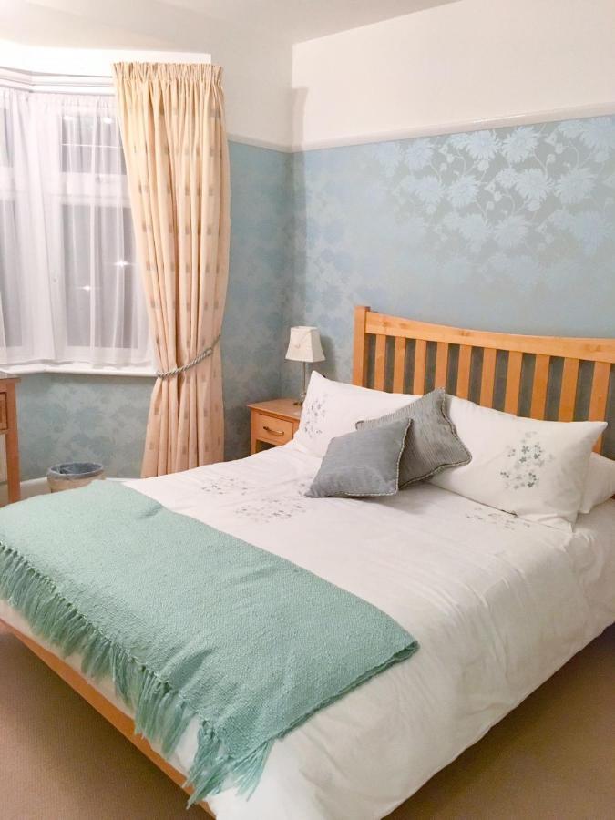 Cherry Tree House Bed and Breakfast Bournemouth Eksteriør billede