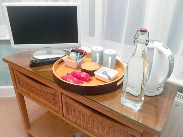 Cherry Tree House Bed and Breakfast Bournemouth Eksteriør billede
